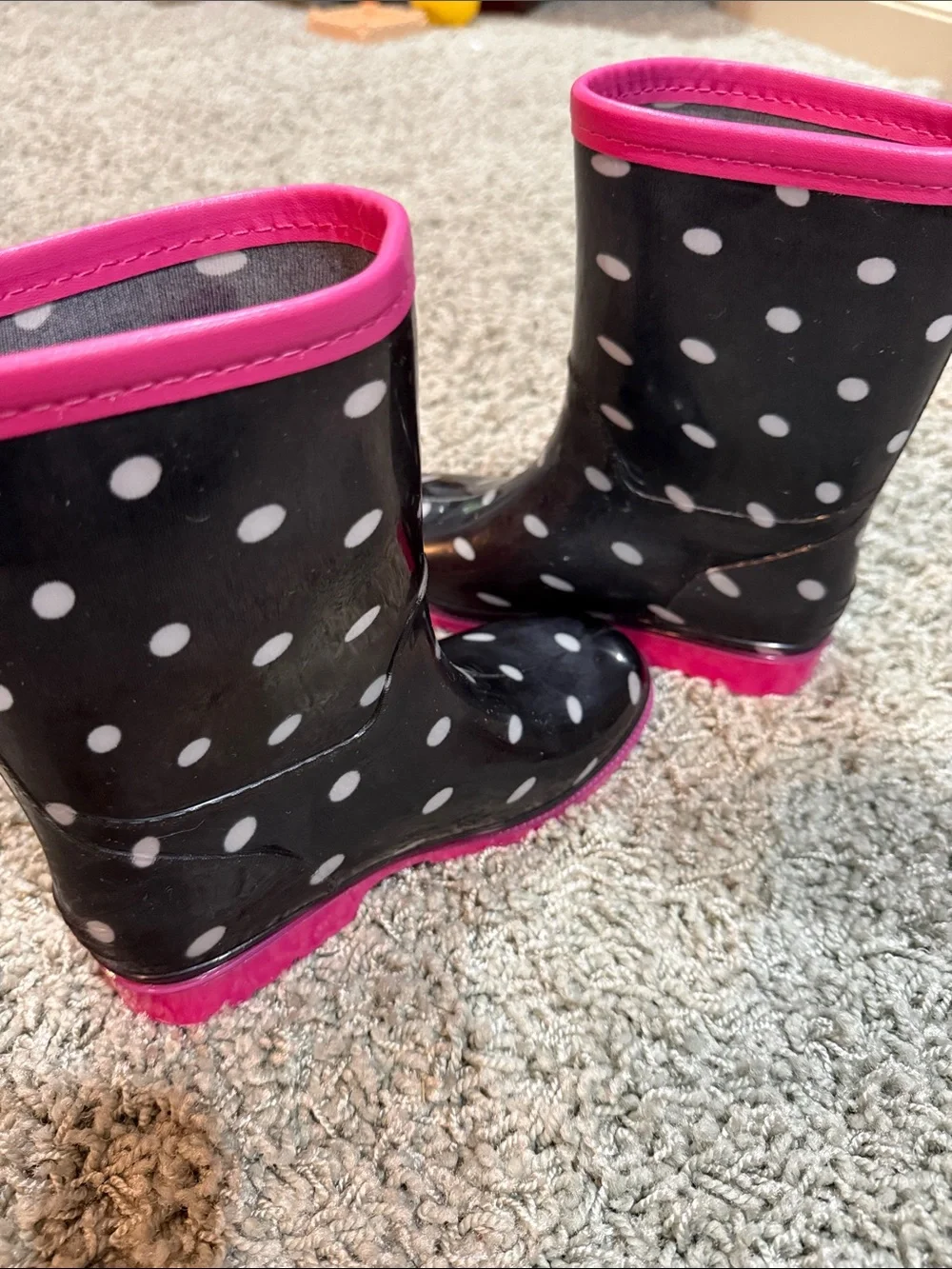 Kids Polka Dot Rain Boots with Pink Bow - Size 2